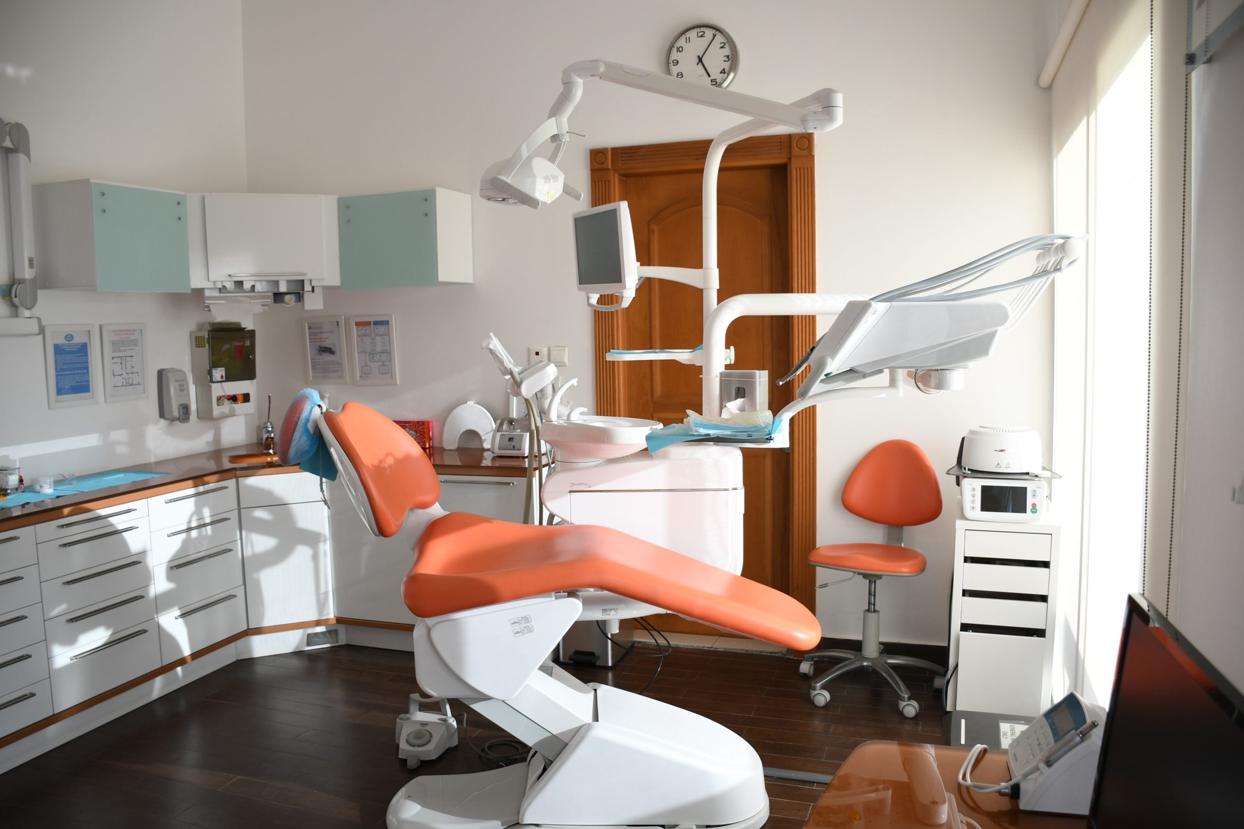 The Top 5 Best Dental Instruments Your Practice Needs Now
